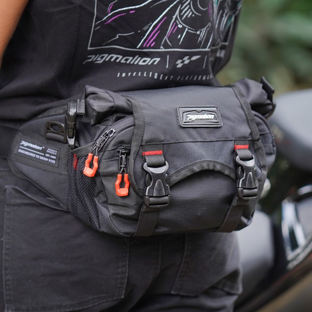Riñonera Impermeable Negra · Trasera