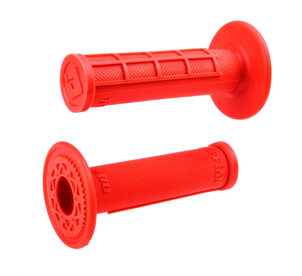 HALF-WAFFLE SINGLE-PLY SLIP-ON MX GRIPS · Lateral