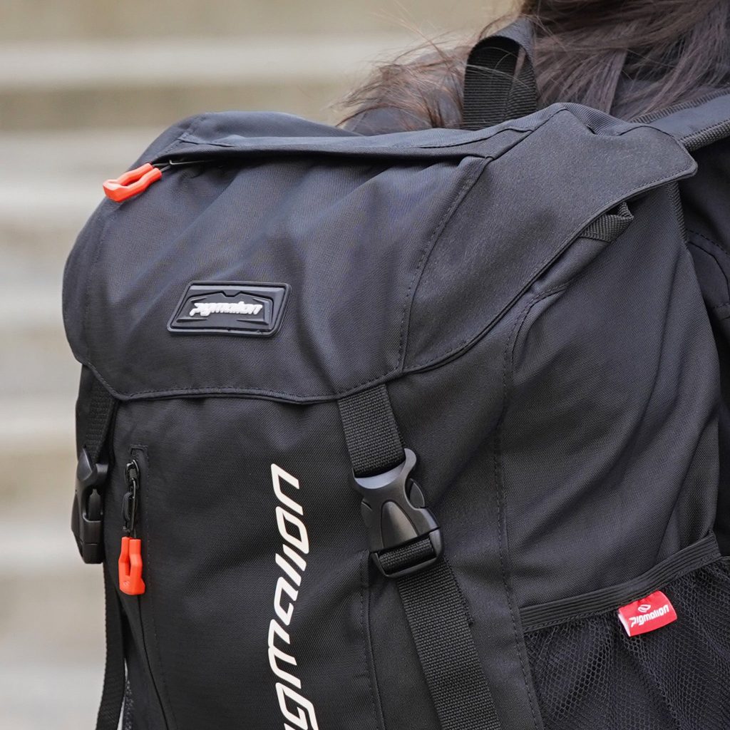 Motomorral Impermeable Negro · Frontal
