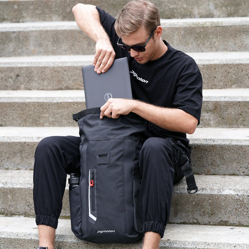 Motomorral Impermeable Minimal Negro · Motor