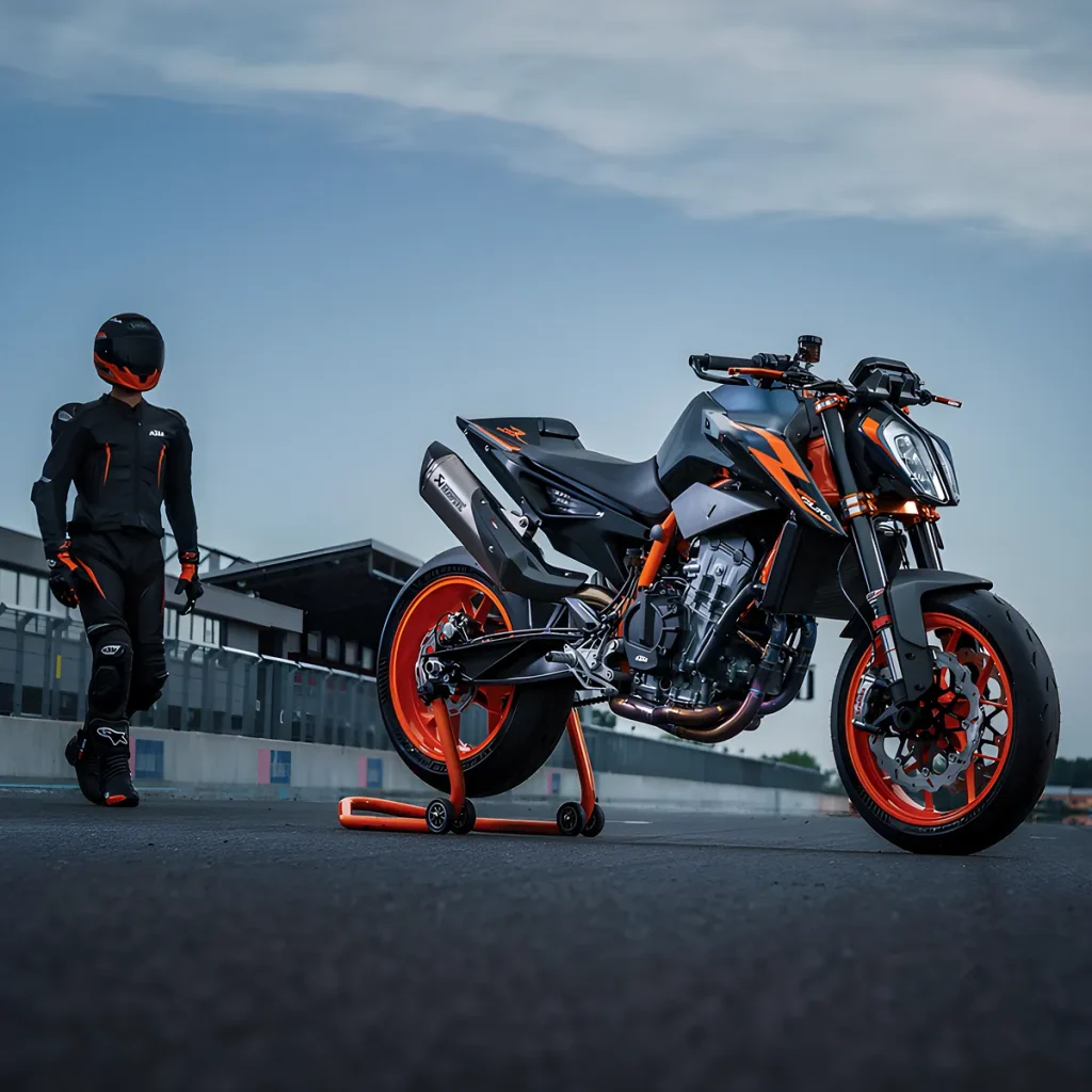 890 Duke R · Motor