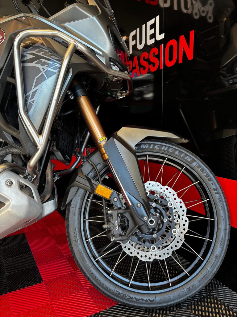 CRF1100L Africa Twin Adventure Sports · Opuesta