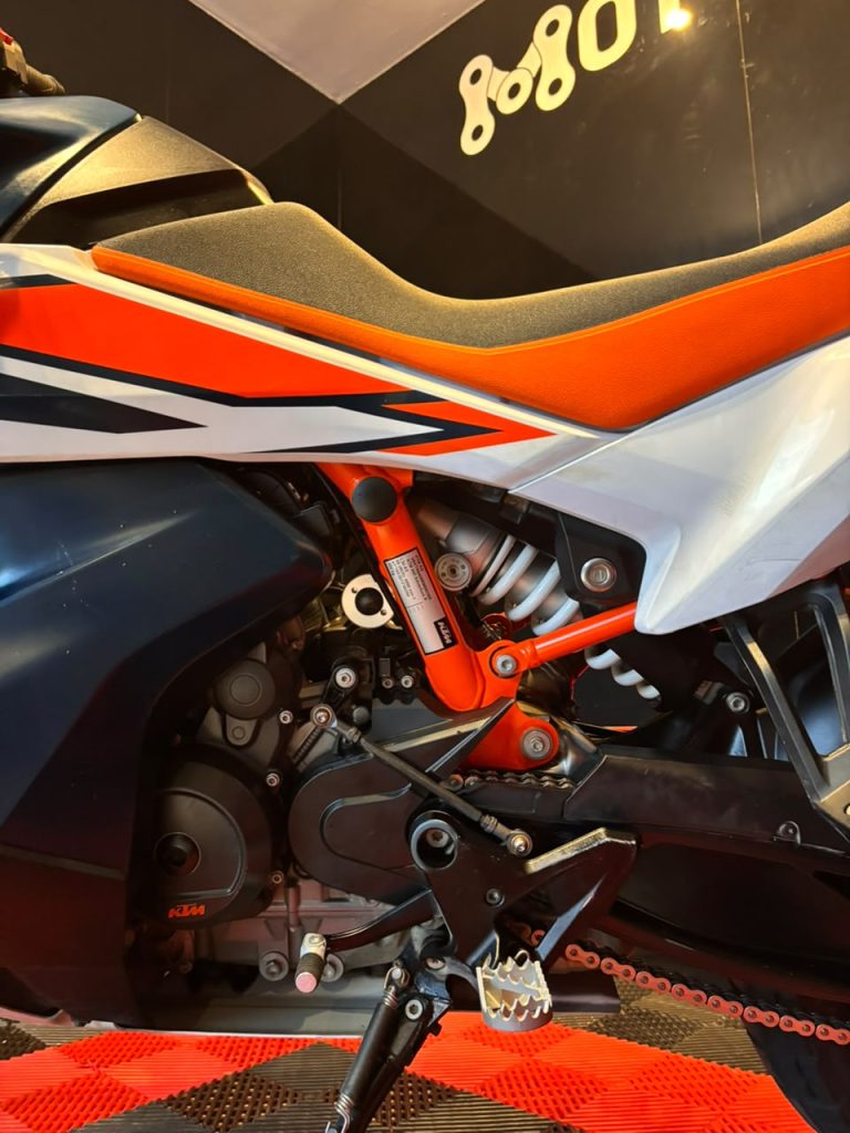 890 Adventure R · Motor