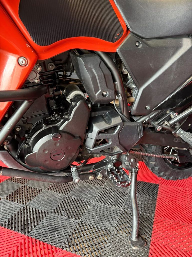 KLR 650 · Trasera
