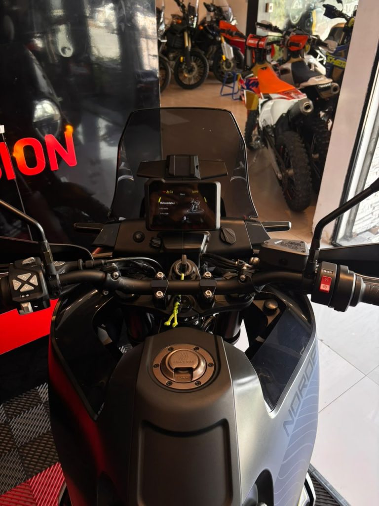 Norden 901 · Motor