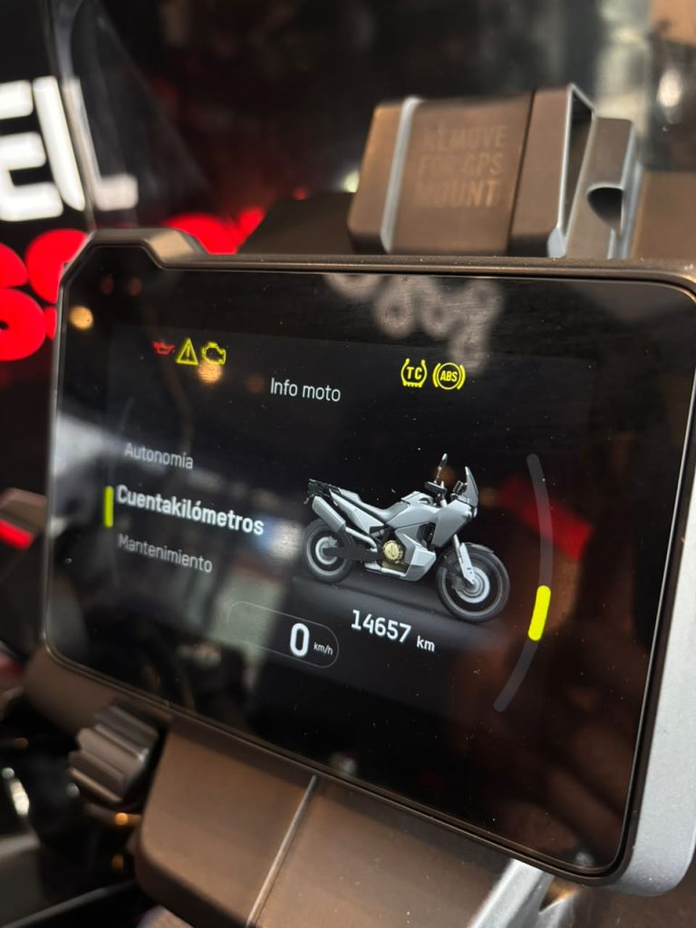 Norden 901 · Frontal