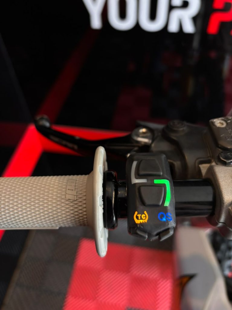 FC 450 Rockstar Edition · Lateral