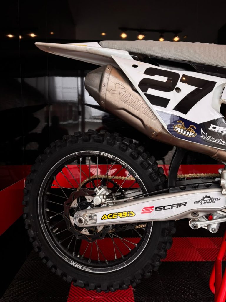 FC 450 Rockstar Edition · Trasera