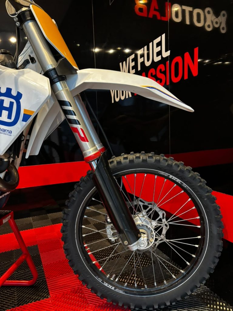 FC 250 Heritage · Opuesta