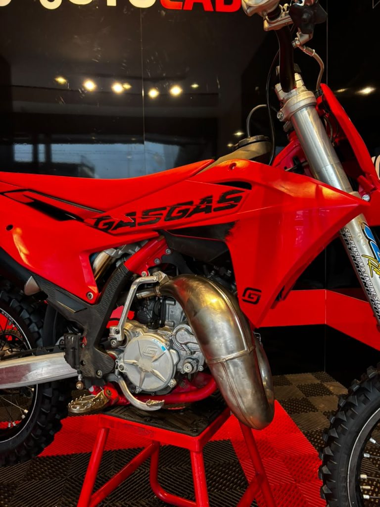 MC 85 · Motor
