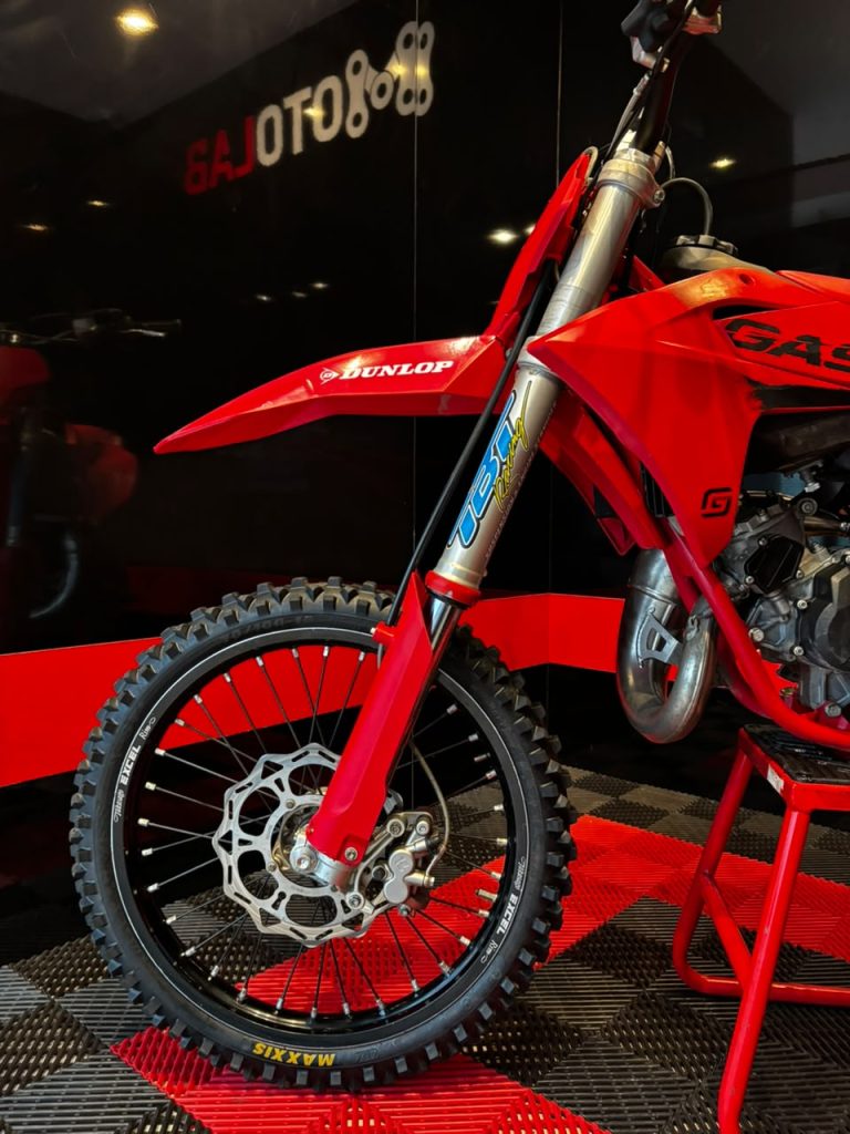 MC 85 · Motor