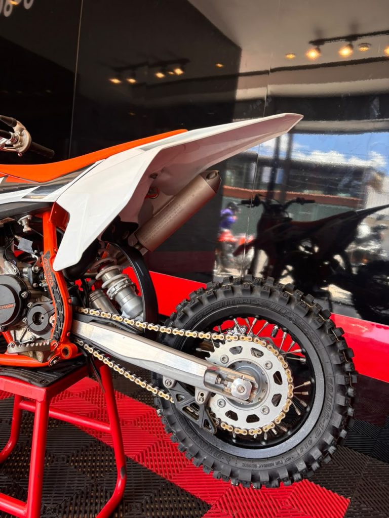 50 SX · Frontal
