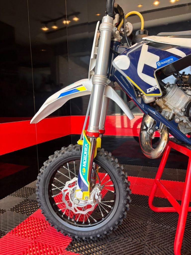 TC 50 · Frontal