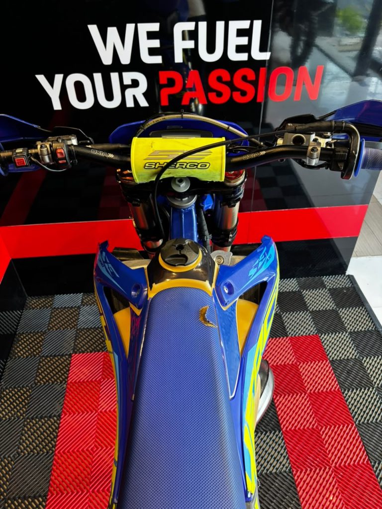 Sherco 250 SE Factory · Trasera