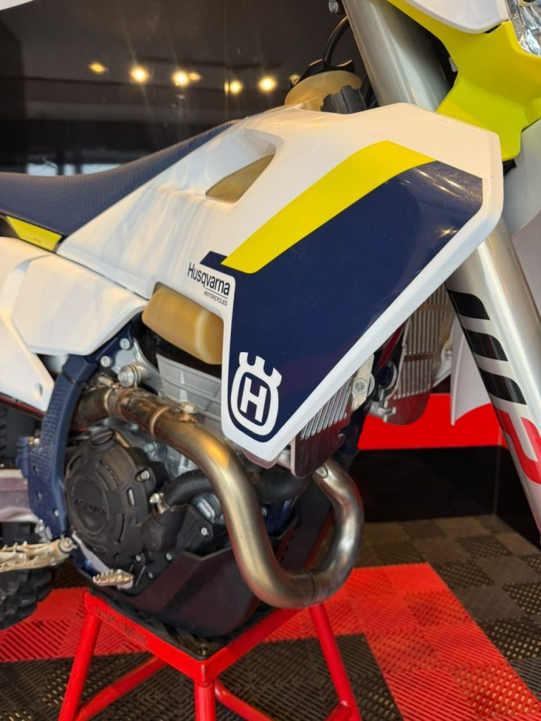 FE 250 · Opuesta