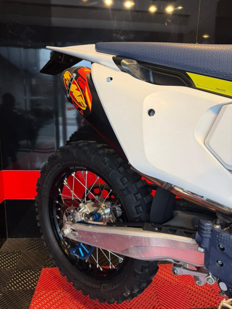 FE 250 · Frontal