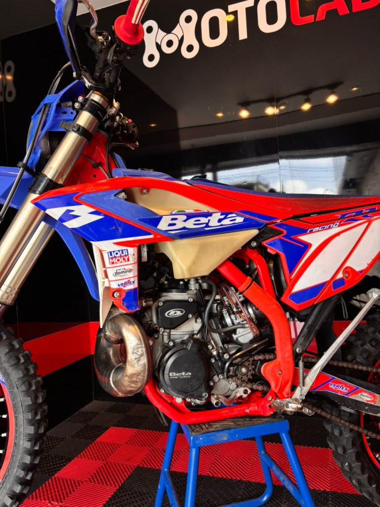 RR 300 Racing · Motor