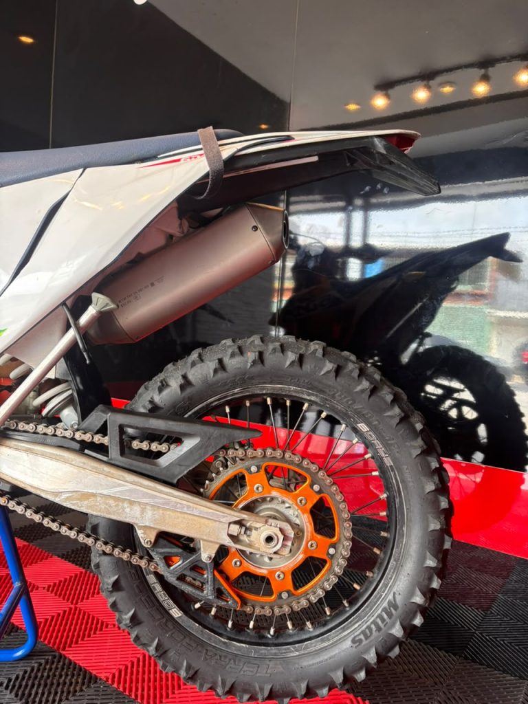 250 EXC-F Six Days · Motor