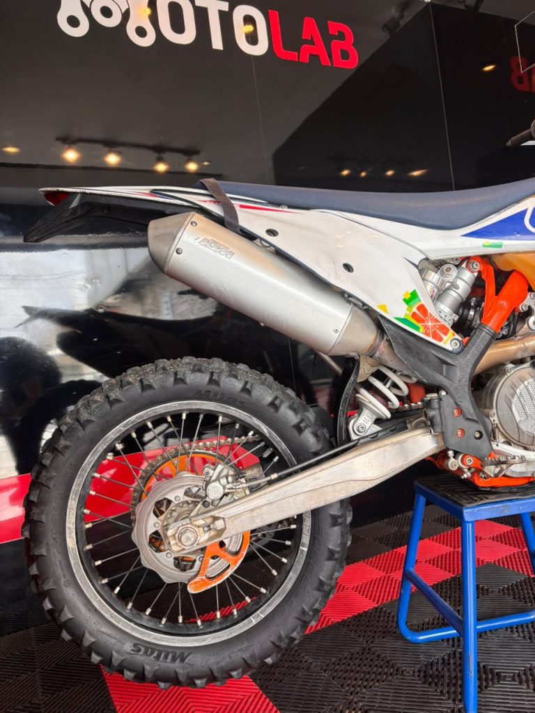 250 EXC-F Six Days · Lateral